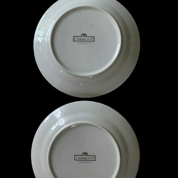 I. Godinger Co Graphic plates set of 2 - Picture 4 of 5